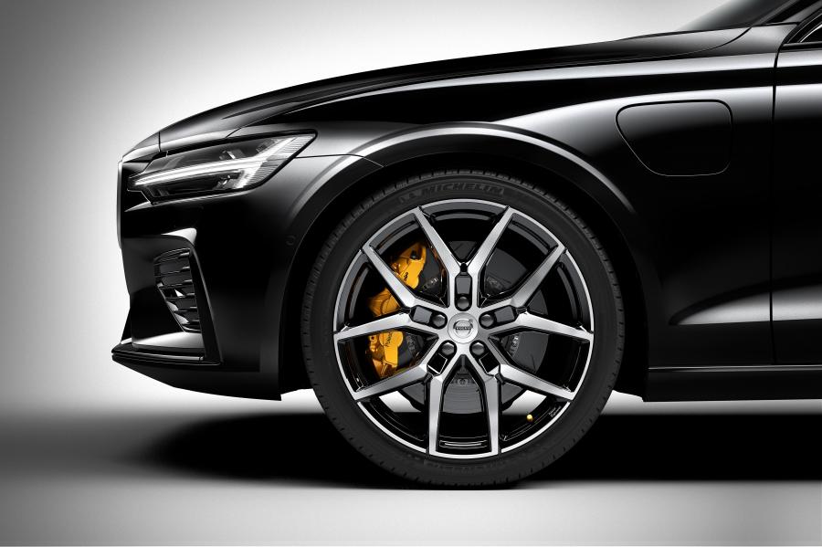 Колеса Volvo S60 T8 Polestar Engineered 2018 года  (WW) (фото 9 из 51)